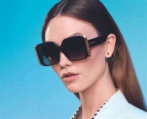 Occhiali sole Estate 2022: Millie Bobby Brown per Louis Vuitton